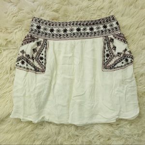 Xhilaration floral embroidered white skirt